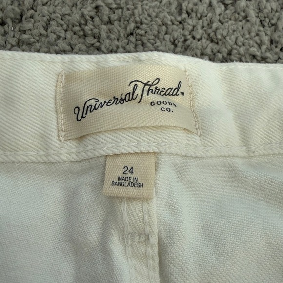 Universal Thread Mens High Rise Long Shorts Cream Plus Size 24 Denim Casual NWOT - Picture 9 of 11